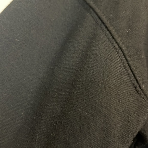 Zoe + Liv Beauty In Every Shade Graphic Sweatshirt Size S Black Fleece - Picture 3 of 6